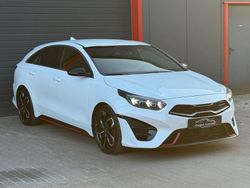 Weiß Gebraucht 2023 Kia ProCeed GT Kleinwagen | 26.990 € (Guter Preis)