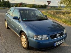 Blau Gebraucht 2002 Audi A3 Limousine | 1.950 € (Fairer Preis)