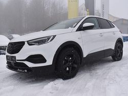 White jade (metallic) Gebraucht 2018 Opel Grandland X SUV | 15.450 € (Fairer Preis)