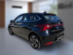 Metallic Gebraucht 2022 Hyundai i20 Advanced | 17.720 € (Guter Preis)