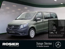 Grün / granitgrün Gebraucht 2021 Mercedes Vito Van / Kleinbus | 36.360 € (Fairer Preis)