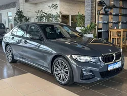 Grau Gebraucht 2020 BMW 330e M Sport Limousine | 31.000 € (Guter Preis)
