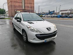 Weiß Gebraucht 2009 Peugeot 206+ Kleinwagen | 1.300 € (Guter Preis)
