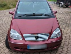 Rot Gebraucht 2001 Mercedes A170 Kleinwagen | 2.000 € (Etwas zu teuer)