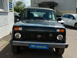 Grün Gebraucht 2012 Lada niva SUV | 6.500 € (Guter Preis)