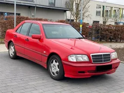 Rot Gebraucht 2000 Mercedes C200 Classic Limousine | 2.900 € (Fairer Preis)