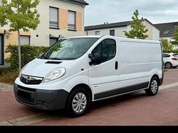 Weiß Gebraucht 2012 Opel Vivaro Van | 7.000 € (Fairer Preis)