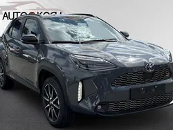 Grau Neu 2025 Toyota Yaris Cross Sport SUV | 33.440 € (Teuer)
