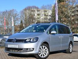 Silber Gebraucht 2016 VW Sharan Highline Van / Kleinbus | 17.990 € (Guter Preis)