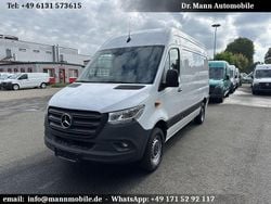 Arktikweiss Gebraucht 2022 Mercedes Sprinter Van | 27.251 € (Guter Preis)