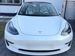 Weiß Gebraucht 2023 Tesla Model 3 Limousine | 32.900 € (Fairer Preis)