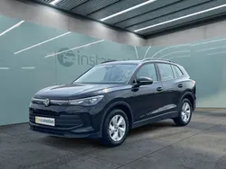Schwarz Gebraucht 2024 VW Tiguan SUV | 32.745 € (Guter Preis)