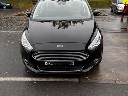 Schwarz Gebraucht 2019 Ford S-MAX Titanium Van / Kleinbus | 15.000 € (Fairer Preis)