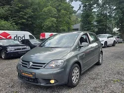 Grau Gebraucht 2007 VW Golf Plus Cross Comfortline Van / Kleinbus | 3.700 € (Fairer Preis)