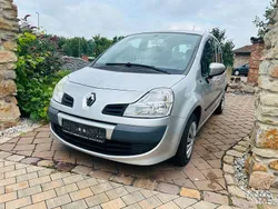 Grau Gebraucht 2012 Renault Modus Van / Kleinbus | 2.980 € (Guter Preis)