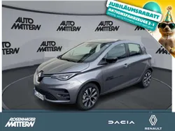 Weiß gletscherweiss Gebraucht 2023 Renault Zoe Evolution Kleinwagen | 21.989 € (Etwas zu teuer)