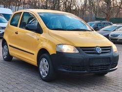 Gelb Gebraucht 2009 VW Fox Basis Kleinwagen | 2.499 € (Fairer Preis)