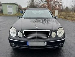 Schwarz Gebraucht 2005 Mercedes E320 Kombi | 4.900 € (Fairer Preis)