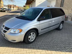 Silber Gebraucht 2006 Chrysler Voyager Van / Kleinbus | 4.500 €