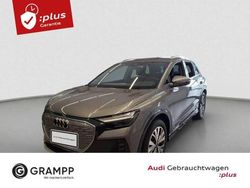 Grau Gebraucht 2024 Audi Q4 e-tron Ambiente SUV | 45.940 € (Guter Preis)