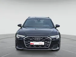 Mythosschwarz metallic Gebraucht 2024 Audi A6 S-Line Kombi | 52.879 €