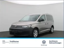 Beige Gebraucht 2024 VW Caddy Basis Van / Kleinbus | 35.590 € (Fairer Preis)