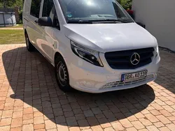 Weiß Gebraucht 2019 Mercedes Vito Van / Kleinbus | 21.000 € (Fairer Preis)