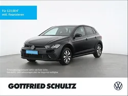 Deep black perleffekt Gebraucht 2024 VW Polo IQ Drive Kleinwagen | 21.460 € (Guter Preis)