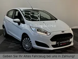 Weiß Gebraucht 2016 Ford Fiesta Trend Kleinwagen | 5.990 € (Guter Preis)
