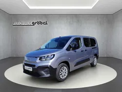 Maestro grau Neu 2025 Fiat Doblò Van / Kleinbus | 27.640 € (Etwas zu teuer)