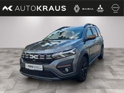 Grau Gebraucht 2023 Dacia Jogger Extreme Van / Kleinbus | 20.400 € (Teuer)