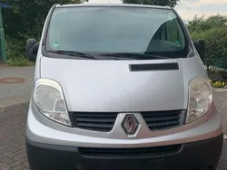 Silber Gebraucht 2009 Renault Trafic Van | 5.500 €