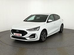 Weiß Gebraucht 2025 Ford Focus ST-Line Limousine | 21.890 € (Superpreis)
