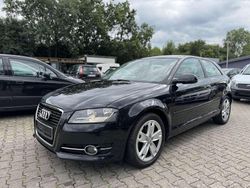 Phantomschwarz Gebraucht 2012 Audi A3 Attraction Kleinwagen | 6.890 € (Teuer)