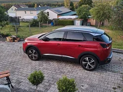 Rot Gebraucht 2019 Peugeot 3008 Allure SUV | 15.800 € (Fairer Preis)