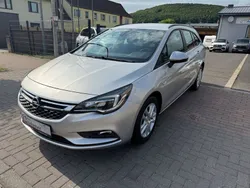 Silber Gebraucht 2017 Opel Astra Edition Kombi | 8.990 € (Fairer Preis)