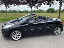 Schwarz Gebraucht 2010 Peugeot 207 CC Roland Garros Cabrio | 5.990 € (Teuer)