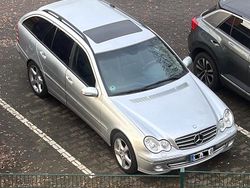 Silber Gebraucht 2005 Mercedes C320 Kombi | 4.500 €