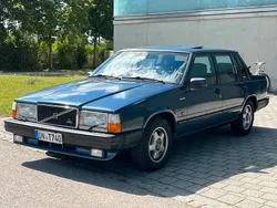 Blau Gebraucht 1989 Volvo 740 Limousine | 3.800 €