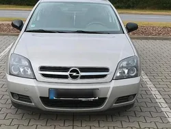 Gold Gebraucht 2002 Opel Vectra Limousine | 4.400 €