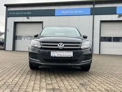 Grau Gebraucht 2015 VW Tiguan SUV | 11.499 € (Guter Preis)