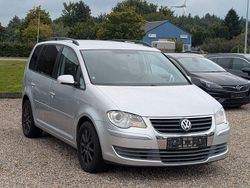 Silber Gebraucht 2007 VW Touran Van / Kleinbus | 5.980 € (Teuer)