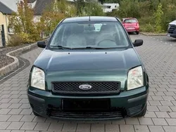 Grün Gebraucht 2005 Ford Fusion Kleinwagen | 3.000 € (Fairer Preis)