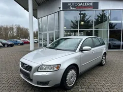 Silver metallic / metallic Gebraucht 2009 Volvo V50 Kinetic Kombi | 1.500 € (Superpreis)