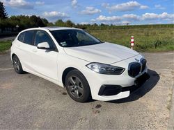 Weiß Gebraucht 2020 BMW 116 Kleinwagen | 17.000 €