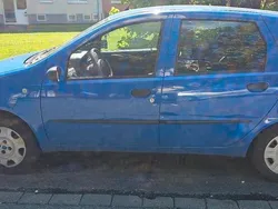 Blau Gebraucht 2005 Fiat Punto Kleinwagen | 1.890 € (Teuer)