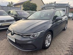Grau Gebraucht 2022 VW Golf VIII Life Kombi | 13.499 €