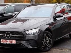 Grau Gebraucht 2022 Mercedes E300 AMG Limousine | 29.400 € (Fairer Preis)