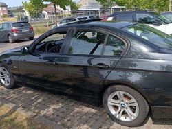 Schwarz Gebraucht 2008 BMW 320 Limousine | 3.800 € (Guter Preis)