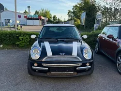 Schwarz Gebraucht 2002 Mini Cooper Kleinwagen | 2.000 €